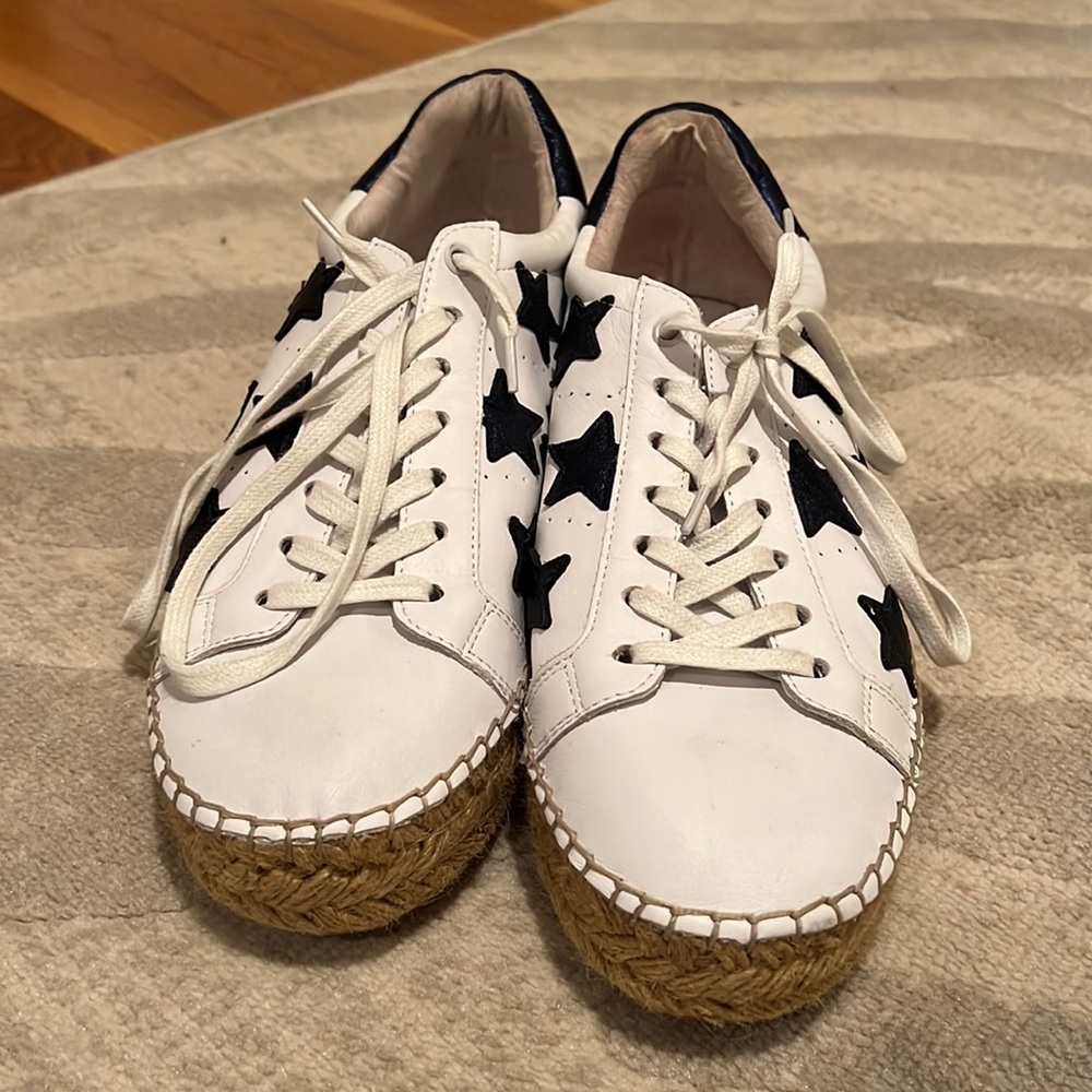 Marc fisher sneakers